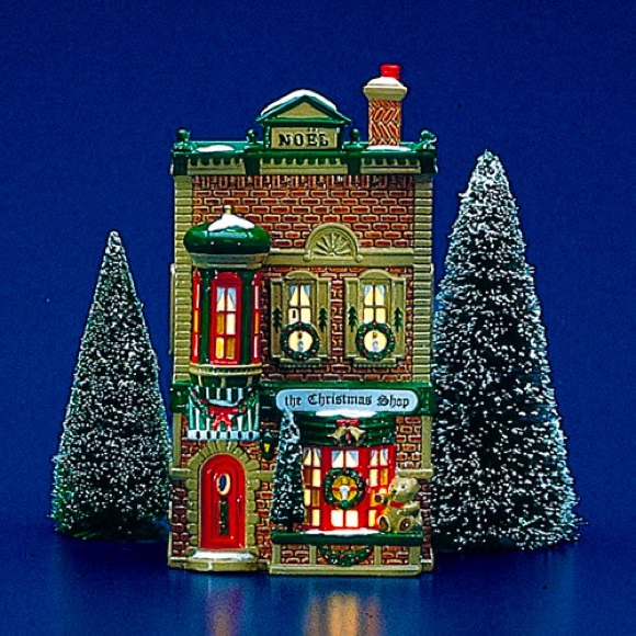 🦋 Artist Signed Retired Dept 56 The Christmas Shop 🦋